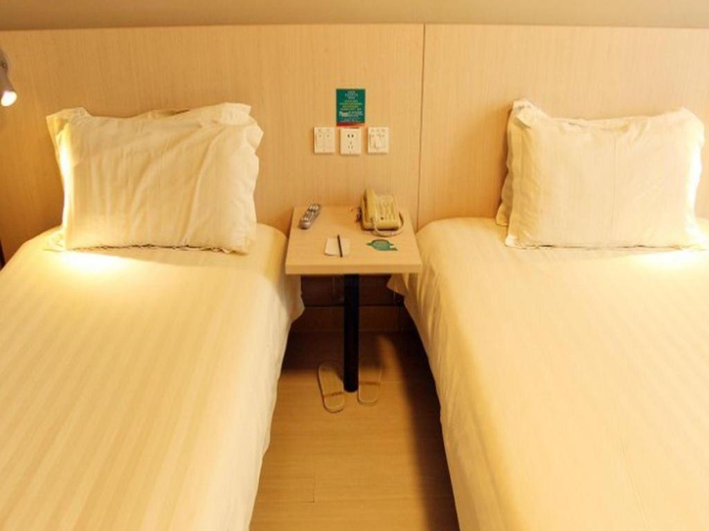 טאי יואן Jinjiang Inn Tiayuan Wuyi Square מראה חיצוני תמונה