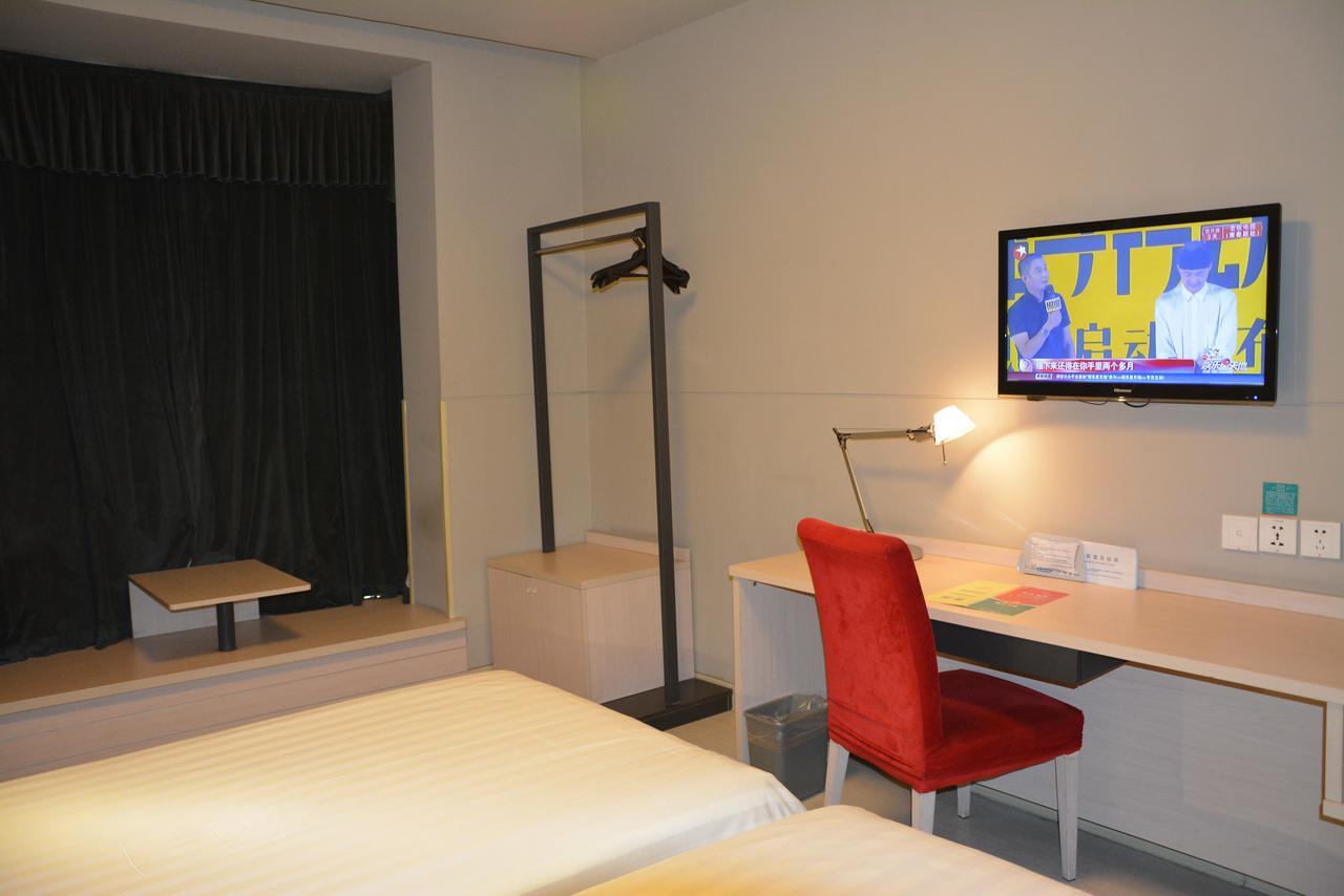 טאי יואן Jinjiang Inn Tiayuan Wuyi Square מראה חיצוני תמונה